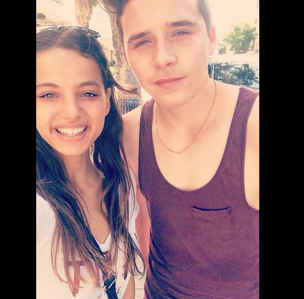 Foto Kedekatan Leyla Tanlar dengan Brooklyn Beckham