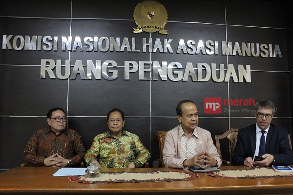 Sidang IPT Bangun Opini Publik Ada Pelanggaran HAM di Indonesia