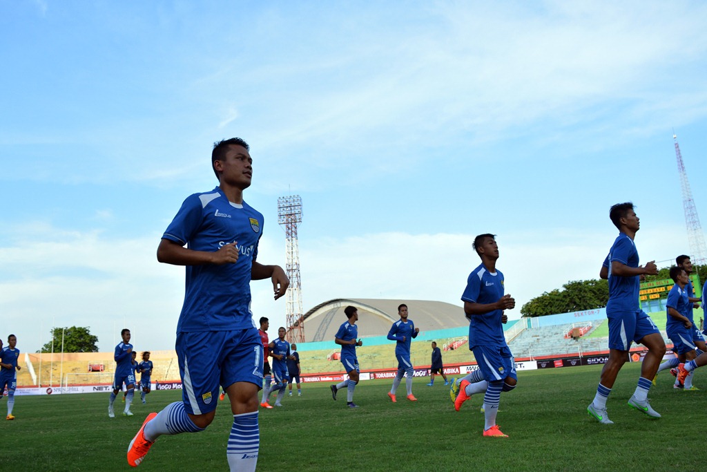 Pemain Baru Cetak Gol, Persib Menang Atas PBR