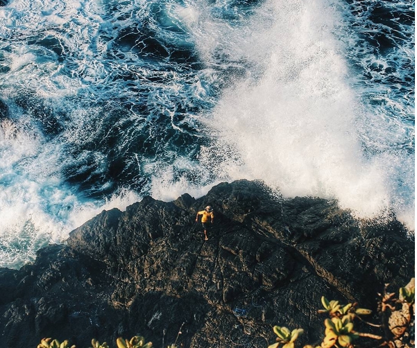 Menikmati Keindahan Pantai Siung Sambil Panjat Tebing