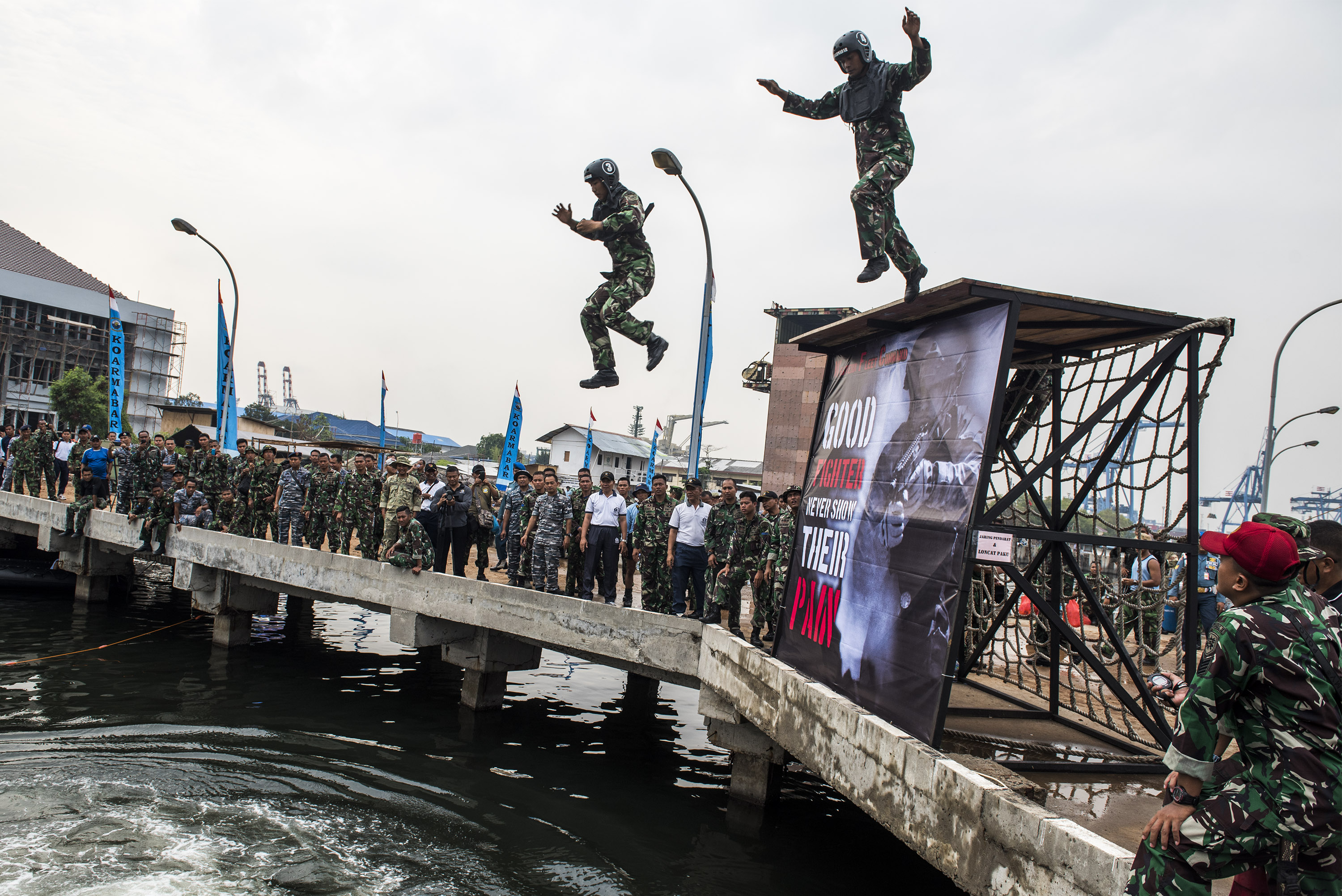Sambut Hari Armada, Koarmabar Gelar Lomba Halang Rintang