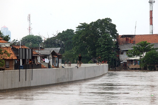 Pujian Komunitas Ciliwung untuk Setahun Pemerintahan Ahok