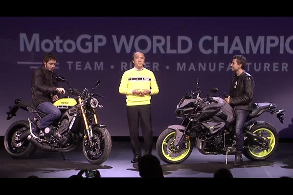 Hadir di EICMA 2015, Rossi dan Lorenzo Enggan Jabat Tangan