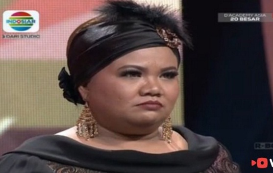 Aty Tampil Kurang Semangat di D’Academy Asia 