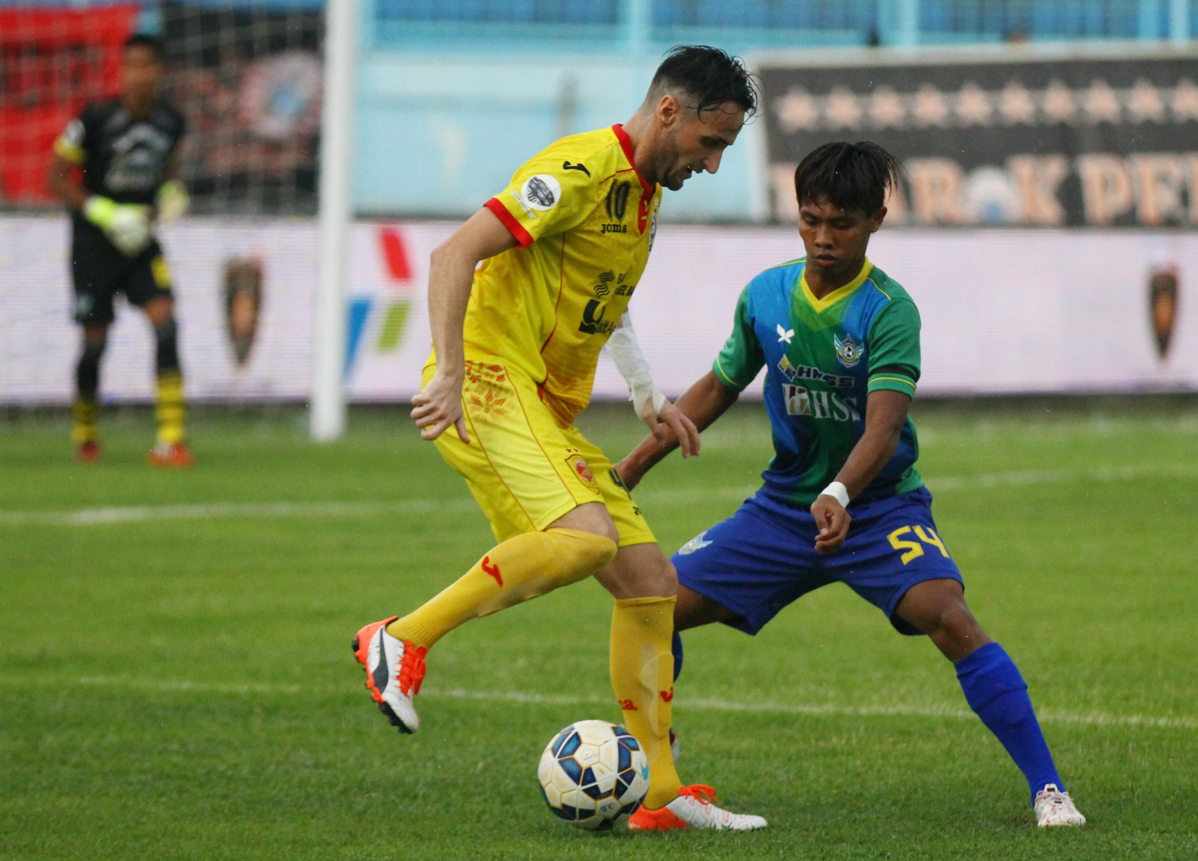 Gol Tunggal Titus Bonai Bawa Sriwijaya Bungkam Gresik