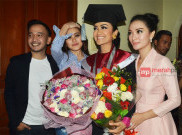 Raih Gelar S1, Jupe Langsung Lanjut S2