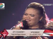 Aty Tampil Percaya Diri di D’Academy Asia