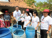 Komunitas Banteng Muda Salurkan Air Bersih di Kabupaten Rembang