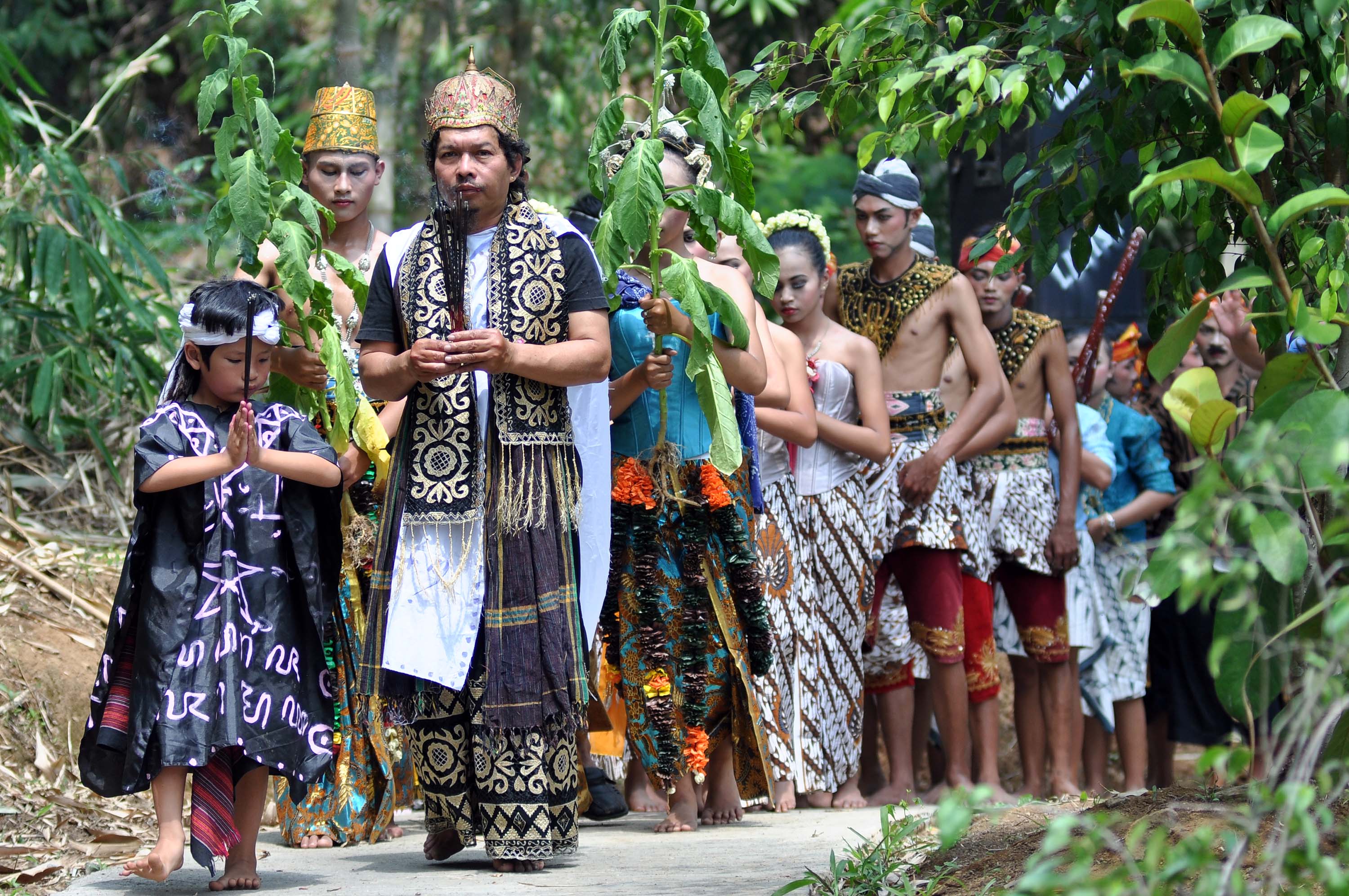 Mengenal Tradisi Manten Tembakau di Magelang