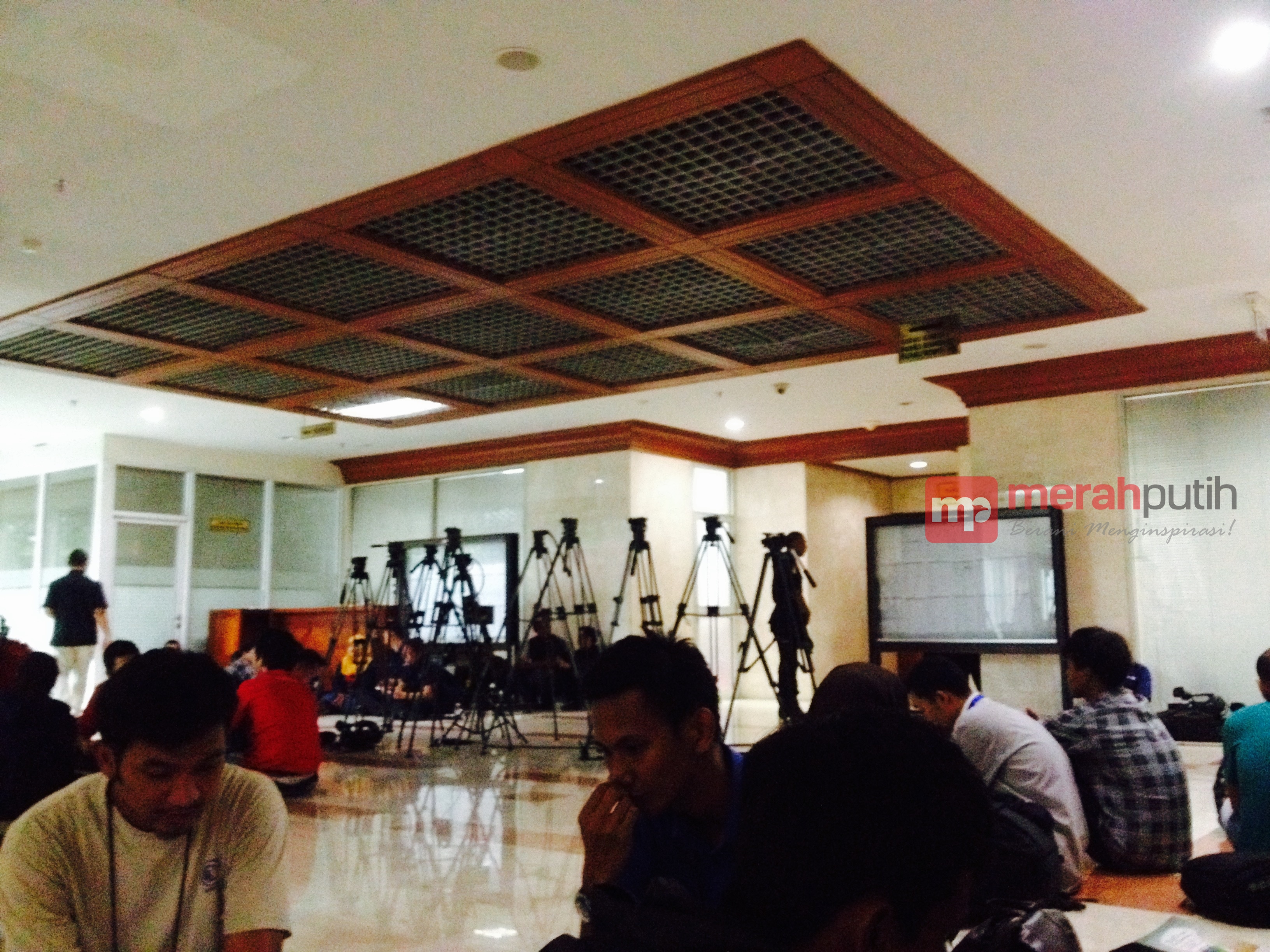 Rapat Pleno MKD Molor