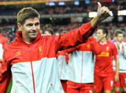 Januari, Steven Gerrard Kembali Berseragam Liverpool