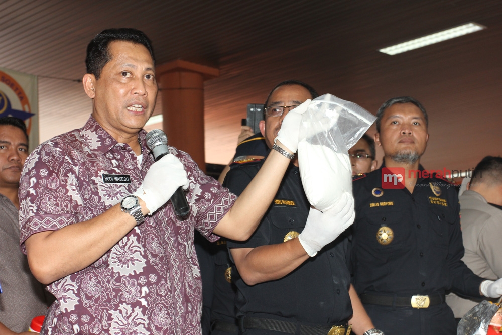 Polisi Bekuk Penghuni Indekos Saat Tengah Asyik Nyabu