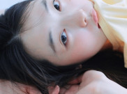 Sulli Eks f(x) Tampil Mirip Model Hot Jepang