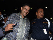  Jelang Sidang Kasus TPPU Nazaruddin, Elza Syarief Datangi KPK