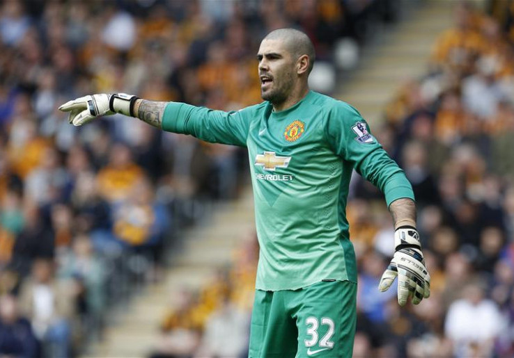 Geram, Victor Valdes Ingin Segera Tinggalkan Manchester United