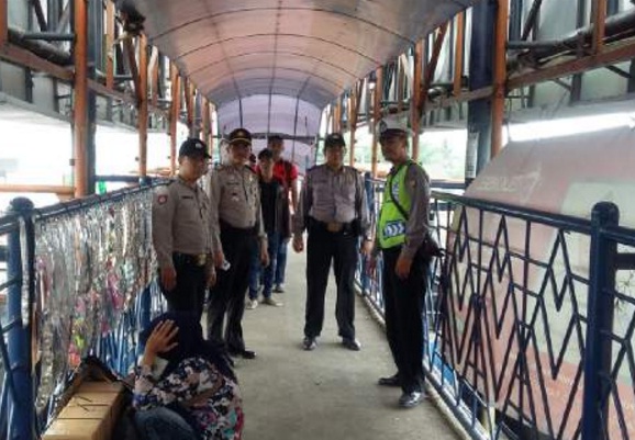 Polisi Lakukan Giat Patroli di JPO Usai Kasus Pemerkosaan