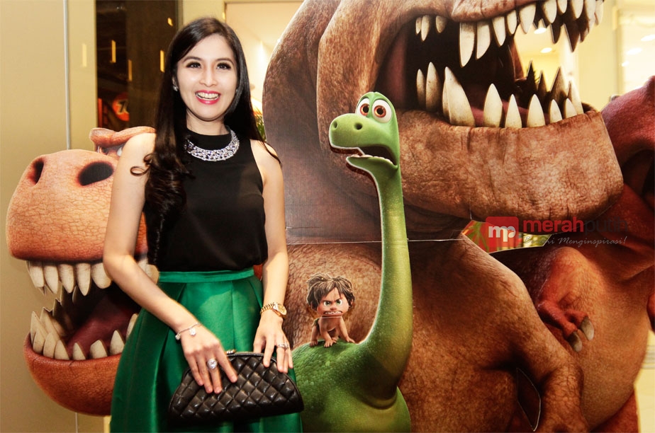 Keseruan Nonton Bareng film 'The Good Dinosaur'