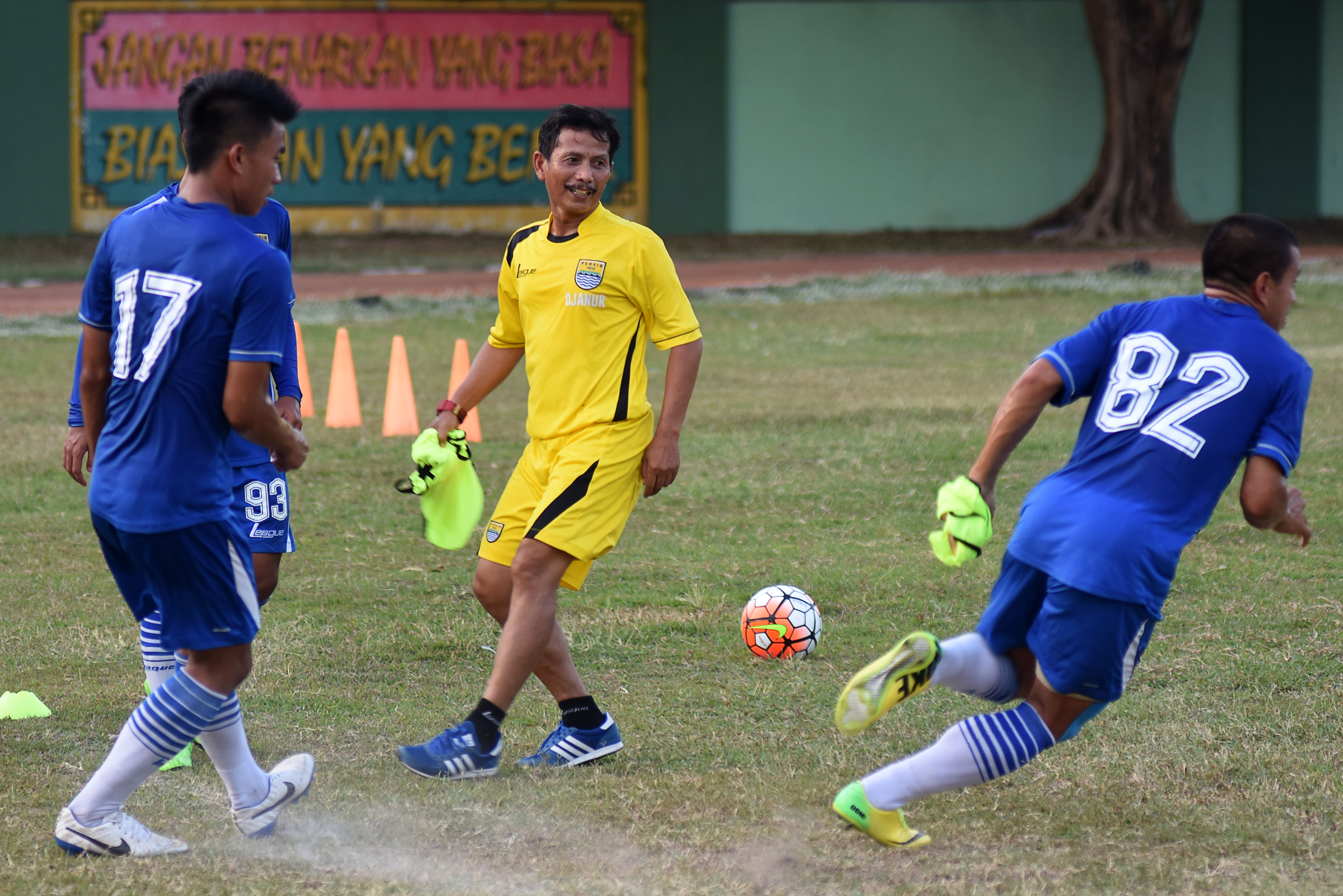 Persib Kedatangan Pemain Baru, Ini Kata Djanur