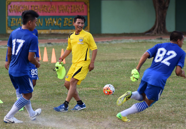 Persib Ditantang Klub Divisi Utama