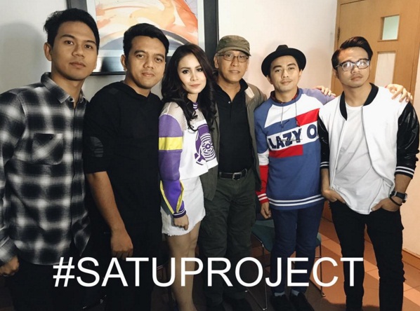 Geisha Duet Bareng Iwan Fals di Lagu Terbaru 'Tak Seimbang'