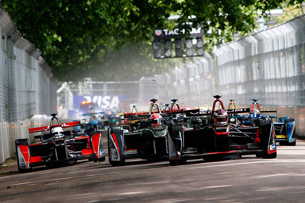 Formula E akan Buat Balapan Tanpa Pembalap