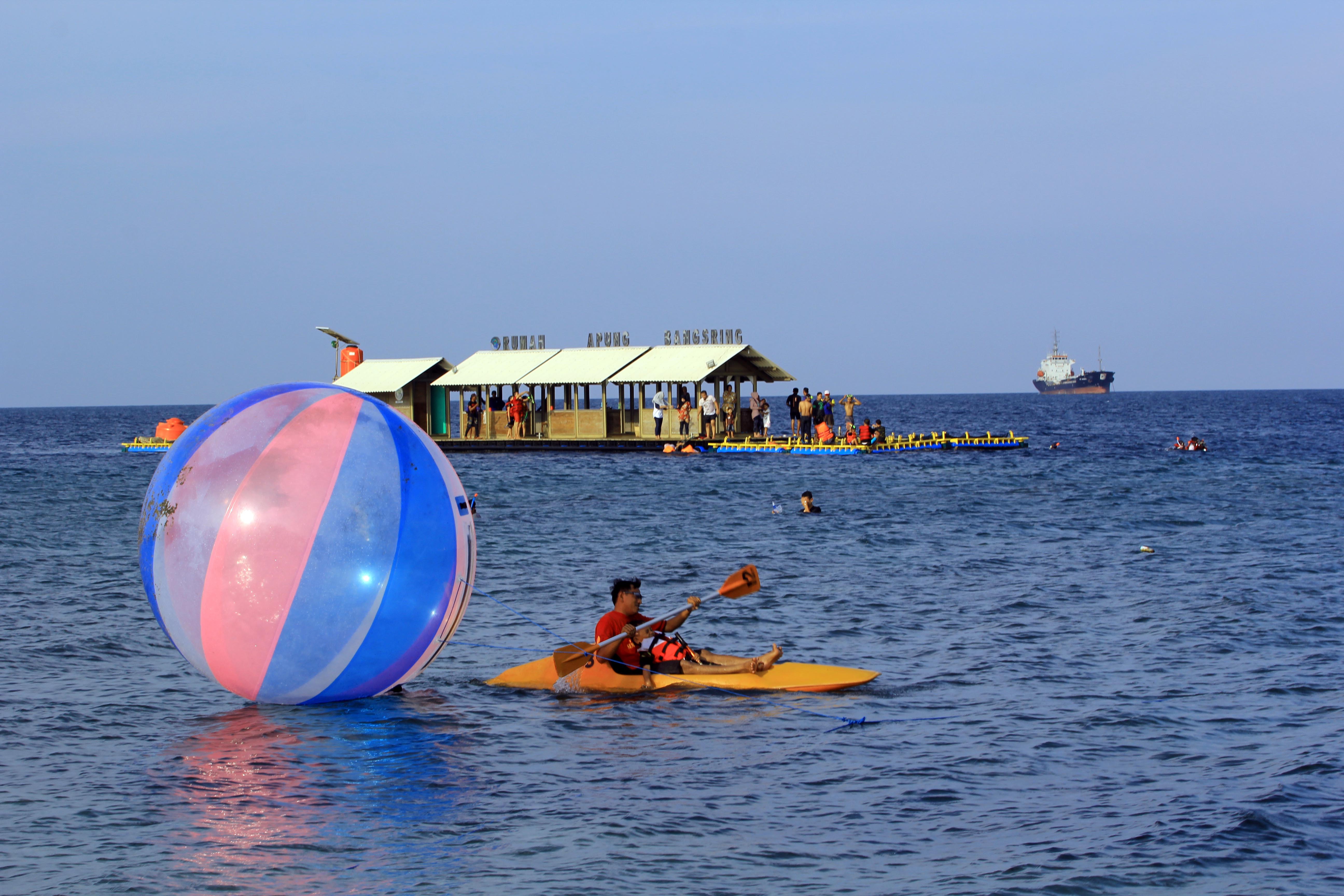 Pantai Bangsring, Destinasi Wisata Underwater Pertama di Banyuwangi