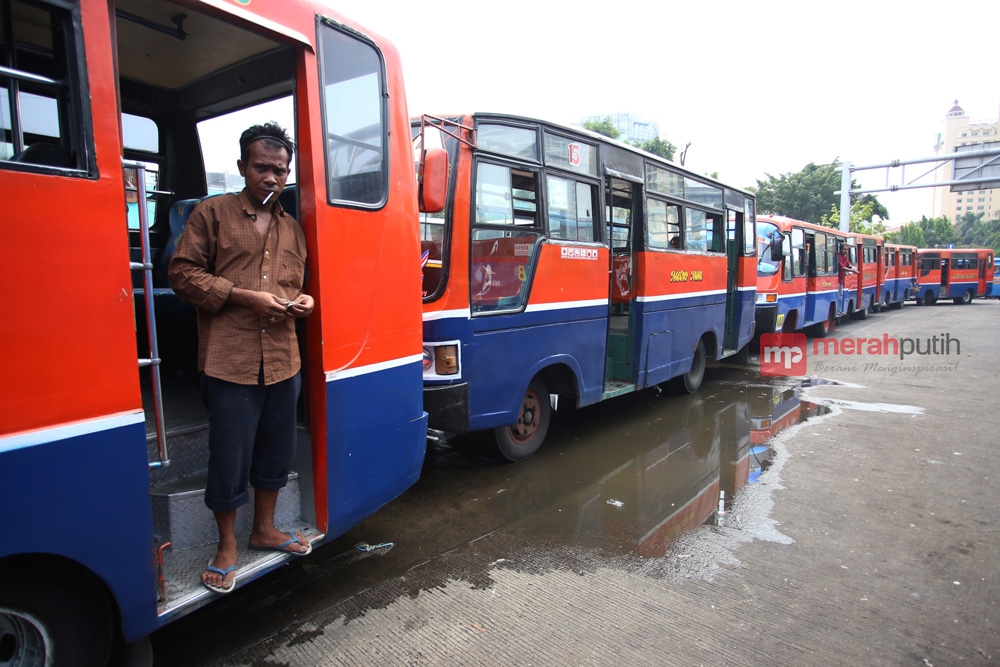 Dishub Yakin Pencabutan 1.600 Izin Trayek Metromini Sudah Tepat