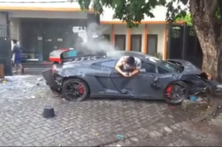 Video Pasca Lamborghini Tabrak Tukang Susu