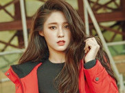 Seolhyun AOA Peluk Mesra Song Joong Ki