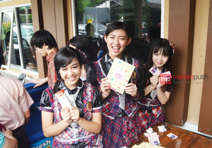 JKT48 Beri Motivasi Belajar Lewat 'JKT48 Goes To School'
