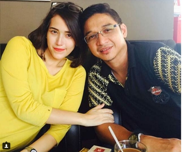 Diduga Foto Hot dengan Angel Karamoy, Begini Curhatan Istri Pasha Ungu