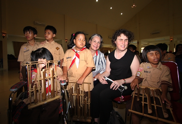 Peringatan Hari Disabilitas Internasional 2015
