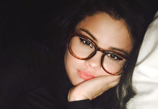 Selena Gomez Jadian dengan Zedd? 
