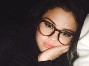 Dilarang Pakai Baju Seksi Saat Konser di Indonesia, Selena Gomez Galau?