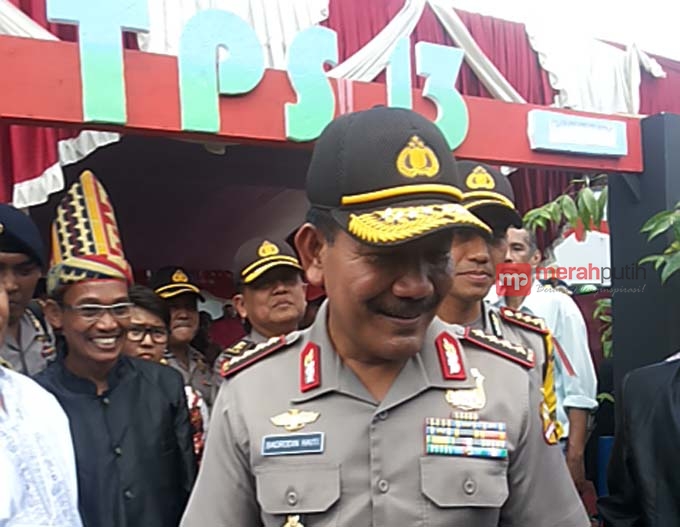 Kunjungan Kapolri Dimanfaatkan Warga untuk Minta Sumbangan 