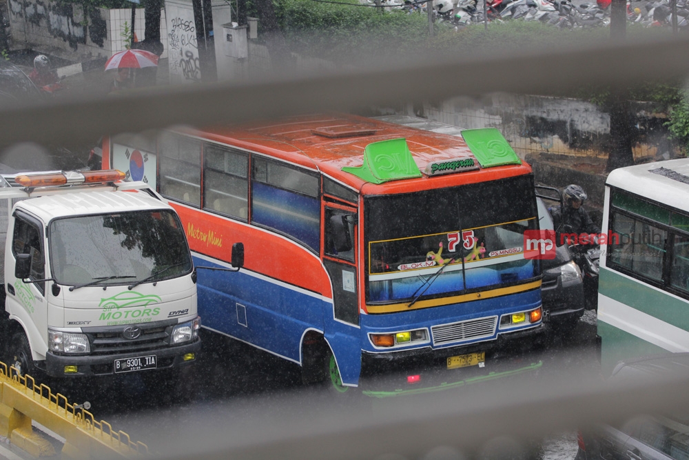Sopir Metromini Kompak Mogok Massal Hari Ini