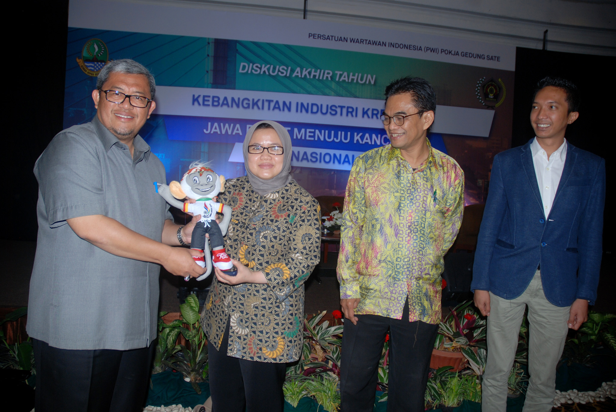 Aher Tegaskan Venue PON 2016 Sudah 94 Persen