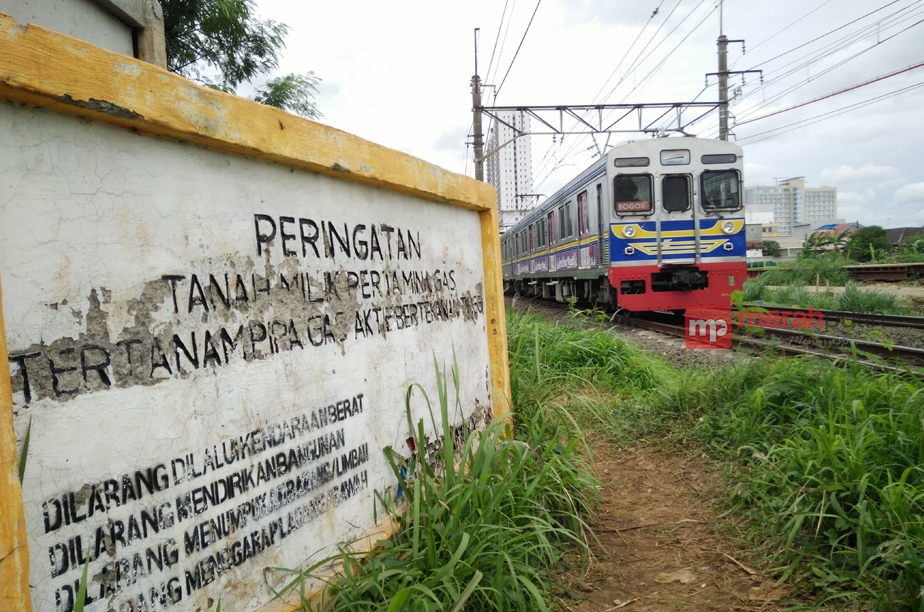 Jelang Imlek, Tiket Kereta Api Habis Terjual