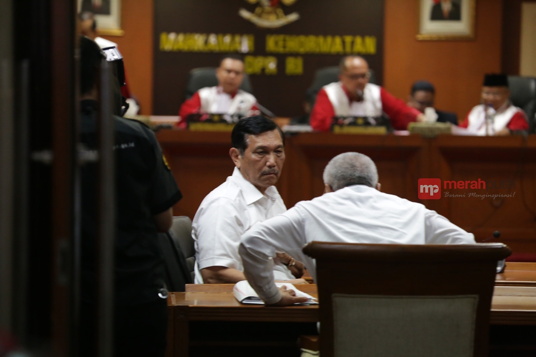 Sidang MKD, Luhut Panjaitan Banyak Berkelit