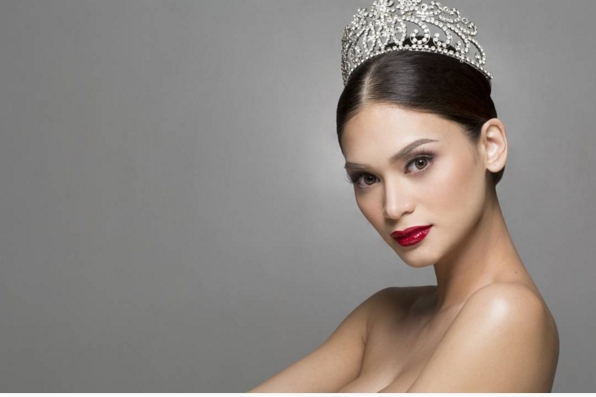 5 Pose Seksi Miss Universe 2015 Pia Alonzo Wurtzbach