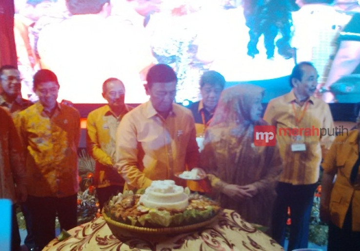 Gita Wirjawan Mundur, Wiranto Pimpin PBSI