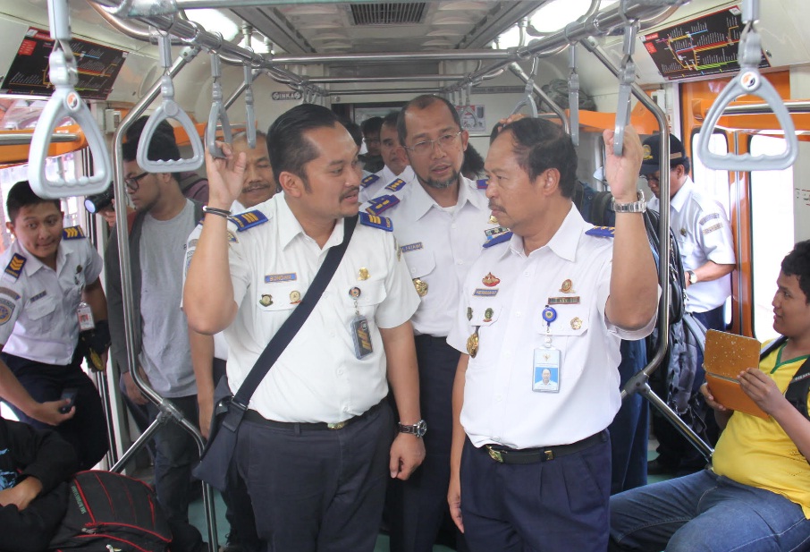 PT KAI Daop 6 Turunkan Delapan Tiket Kereta
