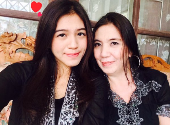 Selamat Hari Ibu