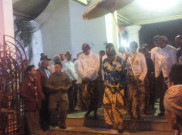 Demi Tujuh Gunungan Grebeg Maulud, Ribuan Warga Rela Berdesakan 