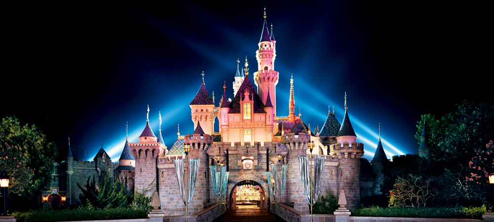 Keluarga Muslim Ini Dilarang Masuk Disneyland Amerika