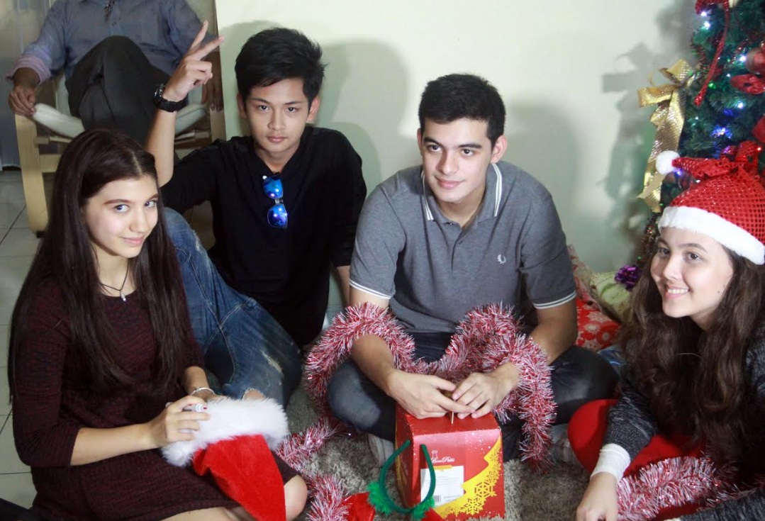 Suka Duka Cassandra Lee Pada Natal Tahun Ini 