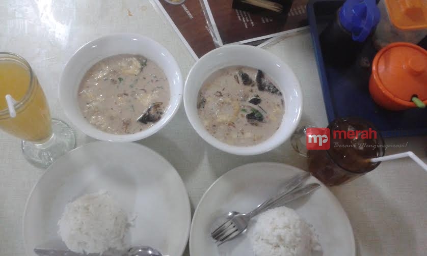 Cicipi Soto Betawi Favorit Keluarga Cendana