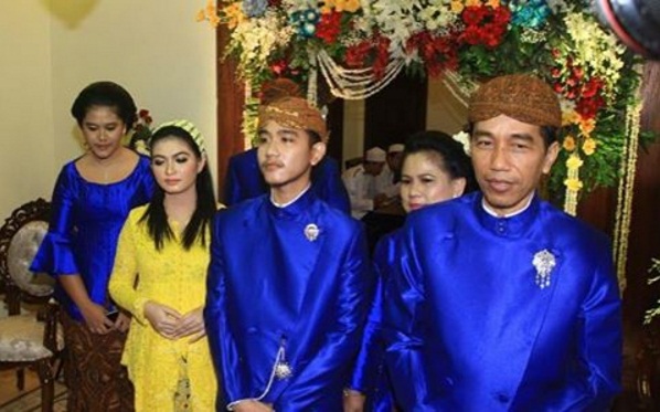 Gelar Acara Mitoni, Jokowi Minta Doa untuk Cucu Pertamanya