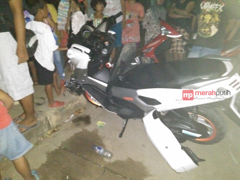 Driver GoJek Diseruduk Pengemudi Motor Besar di Depok