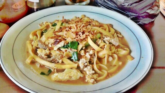 Resep Mi Nyemek, Kuliner Pedas dari Jawa